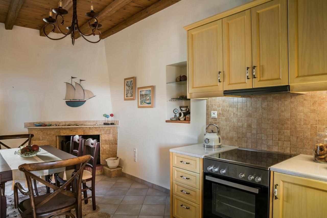 Traditional Stone House Anofli 1843 Fiskardo Kefalonia ภายนอก รูปภาพ