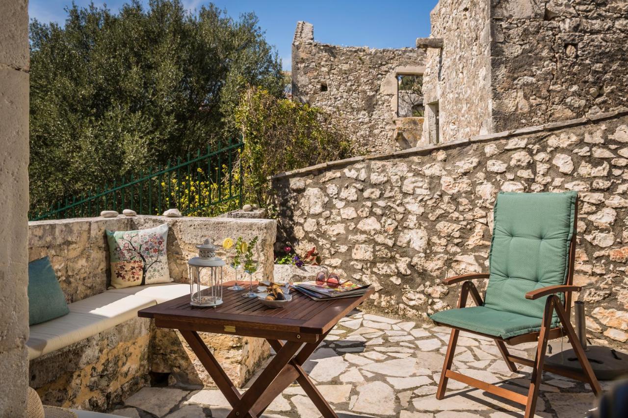Traditional Stone House Anofli 1843 Fiskardo Kefalonia ภายนอก รูปภาพ