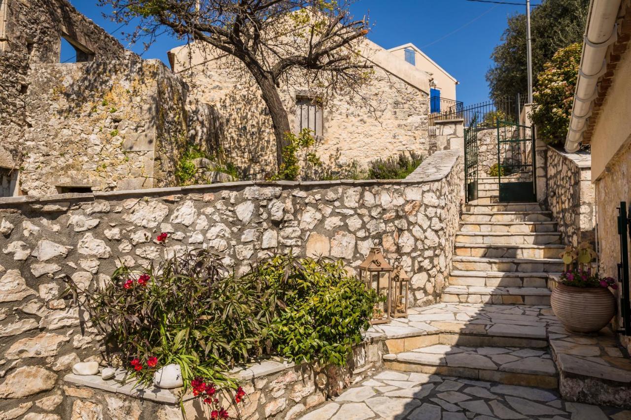 Traditional Stone House Anofli 1843 Fiskardo Kefalonia ภายนอก รูปภาพ